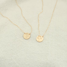 Load image into Gallery viewer, Birth Flower Necklace