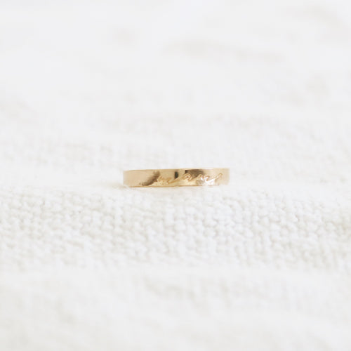 Mama Script Ring | Gold or Silver