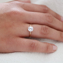 Load image into Gallery viewer, Sutton Solitaire Ring