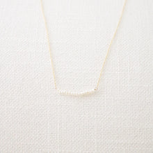 Load image into Gallery viewer, Leanor Bar Necklace