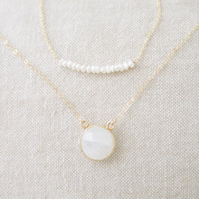 Load image into Gallery viewer, Leanor Bar Necklace