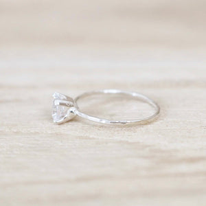 Sutton Solitaire Ring | Gold or Silver