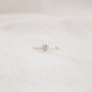 Sutton Solitaire Ring | Gold or Silver
