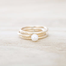 Load image into Gallery viewer, Sara Pearl Ring