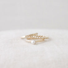 Load image into Gallery viewer, Bella Ring