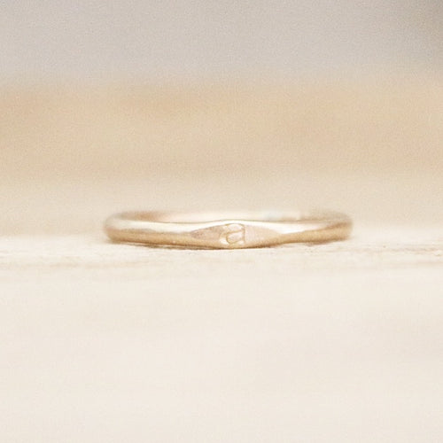 Initial Ring | Gold