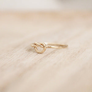 The Knot Ring | Gold or Silver