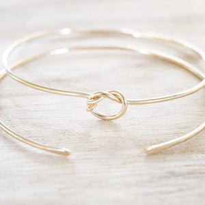 Knot Bracelet | Gold