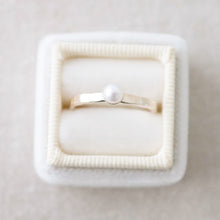 Load image into Gallery viewer, Elaine Ring | Gold or Silver