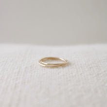 Load image into Gallery viewer, Mia Rolling Ring | Gold or Silver